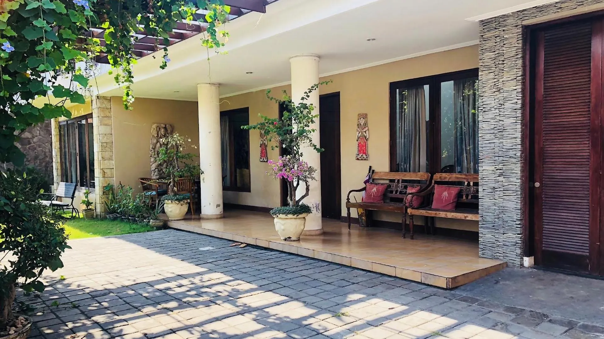 Homestay Turtledove Guesthouse Kerobokan