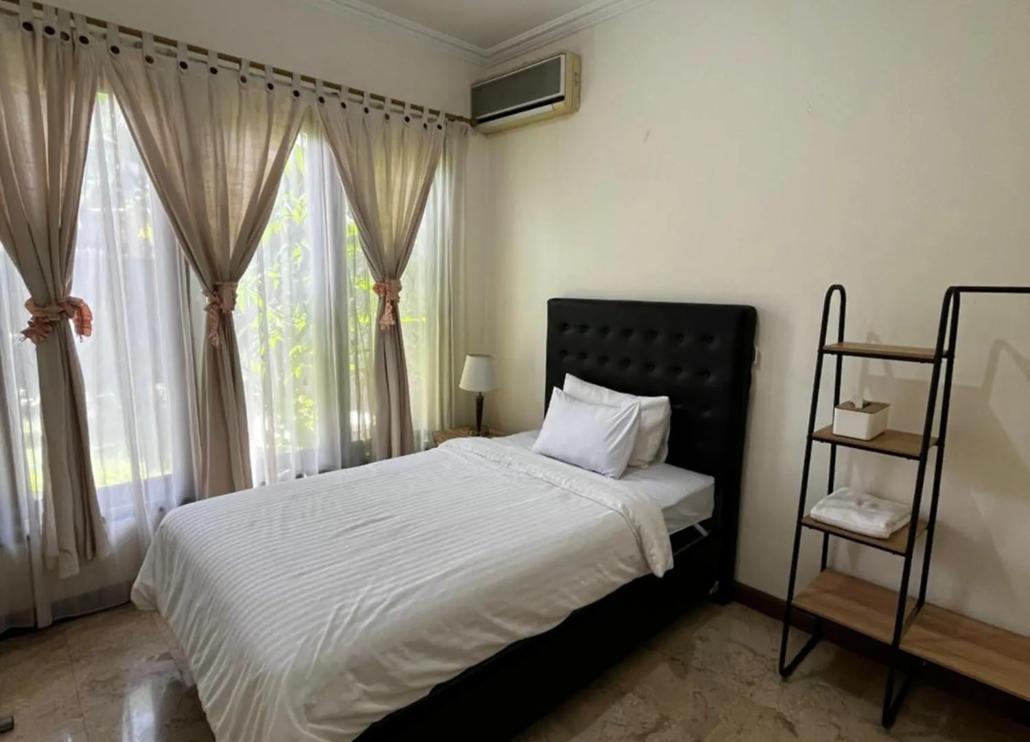 Homestay Turtledove Guesthouse Kerobokan